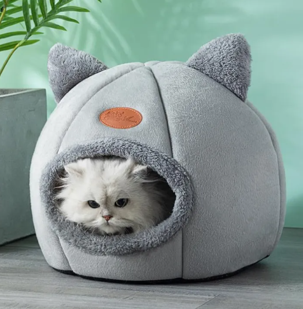 CozyNest Large Winter Cat Sofa Bed